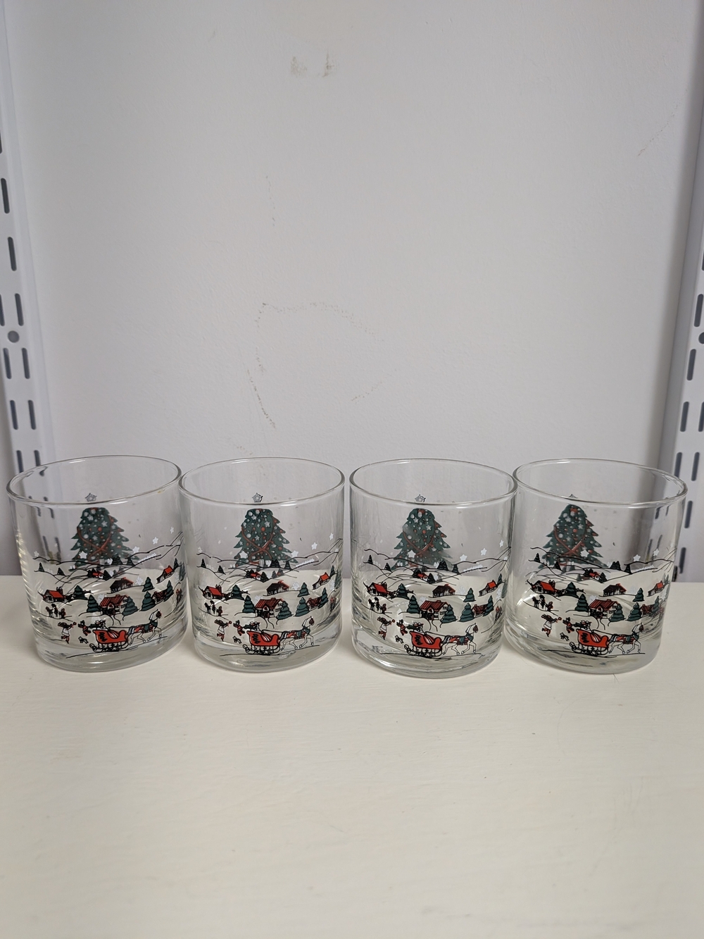 Vintage Libbey Christmas Winter Wonderland Sleigh Lowball Glasses Set of 4